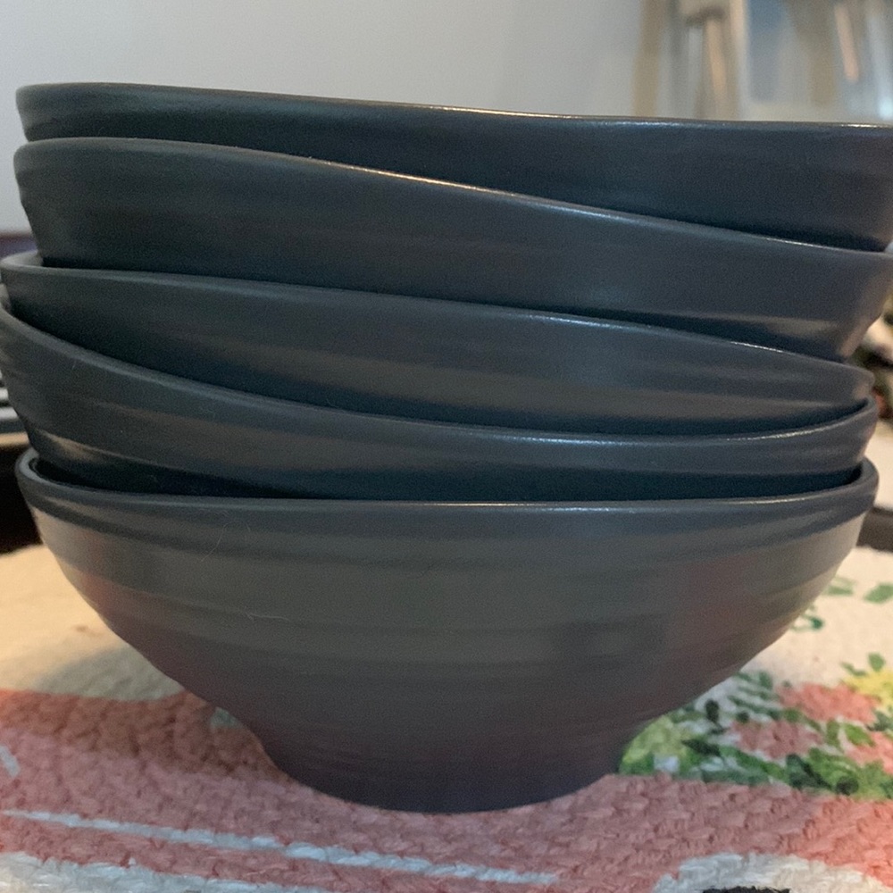 Mikasa swirl graphite bowls